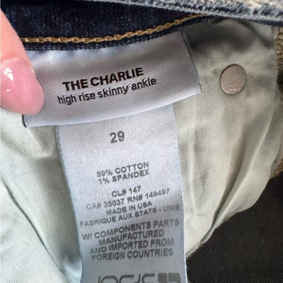 Joes The Charlie High Rise Skinny Ankle Jeans Womens lightly distressed
Size 29 - Picture 6 of 7